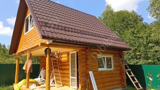 Баня 5×5 с террасой и мансардой, 25 м²